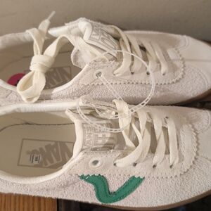 NWOT VANS Cream Sneakers with Green Accent